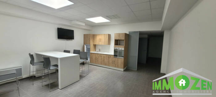 Bureaux Rénové au 1er et dernier étage à Metz – Image 3