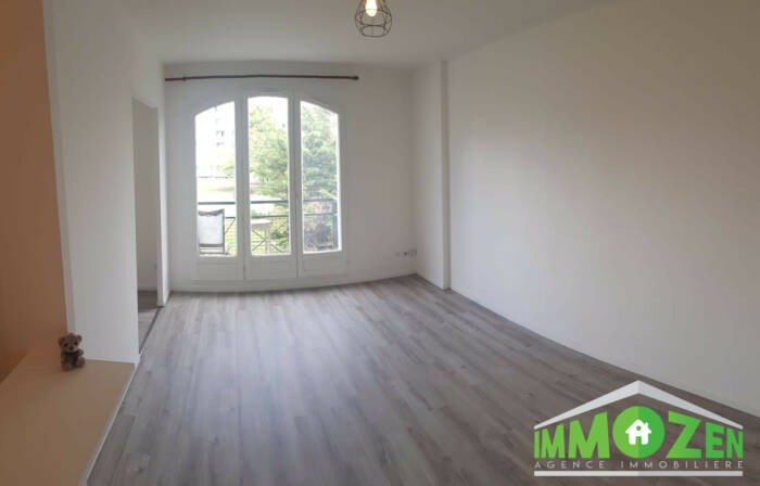 Apt F1bis 26m²+ Balcon à Limeil-Brévannes – Image 2