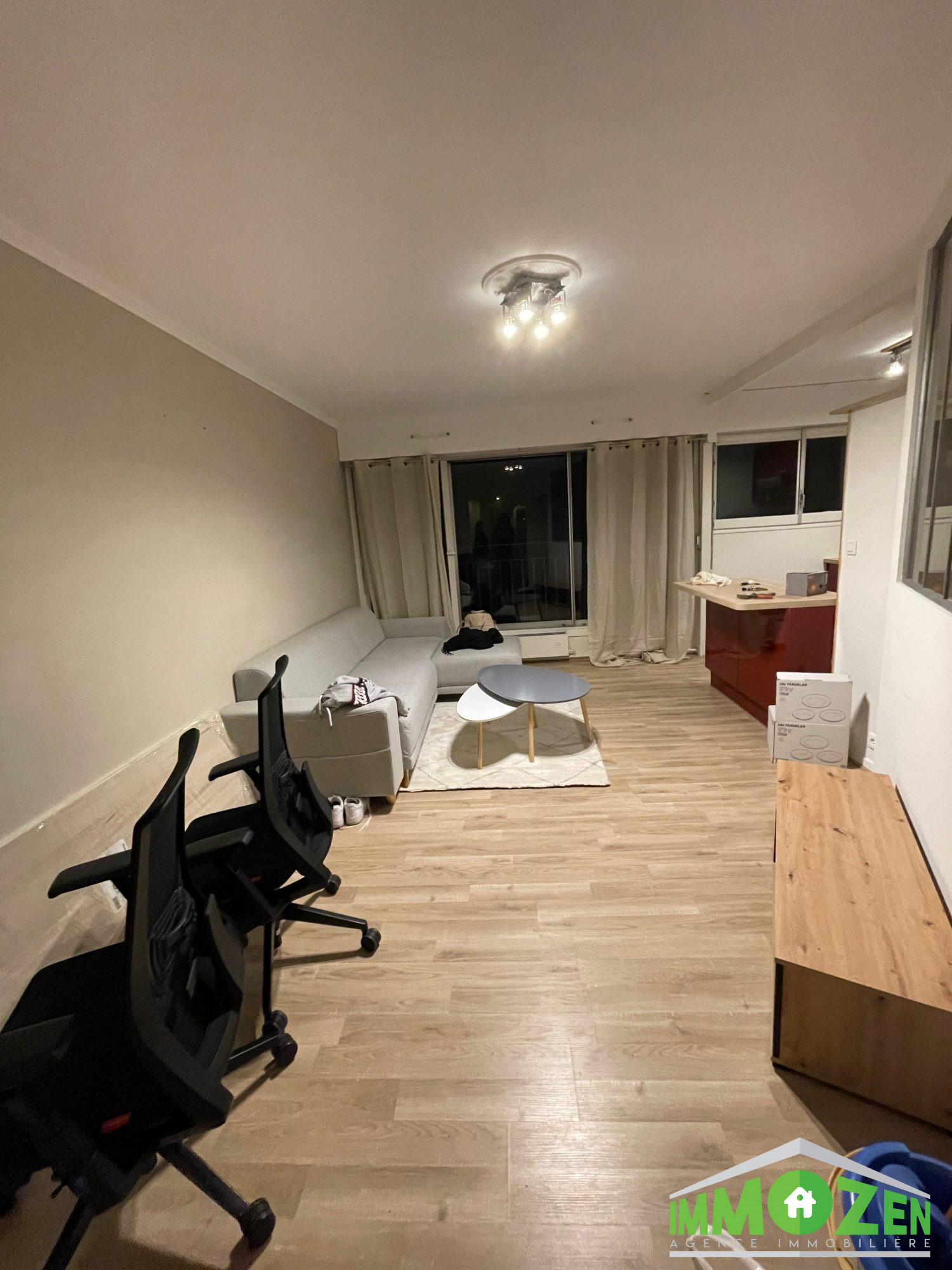 Studio 40m² 790€ CC + cave + parking à Brunoy